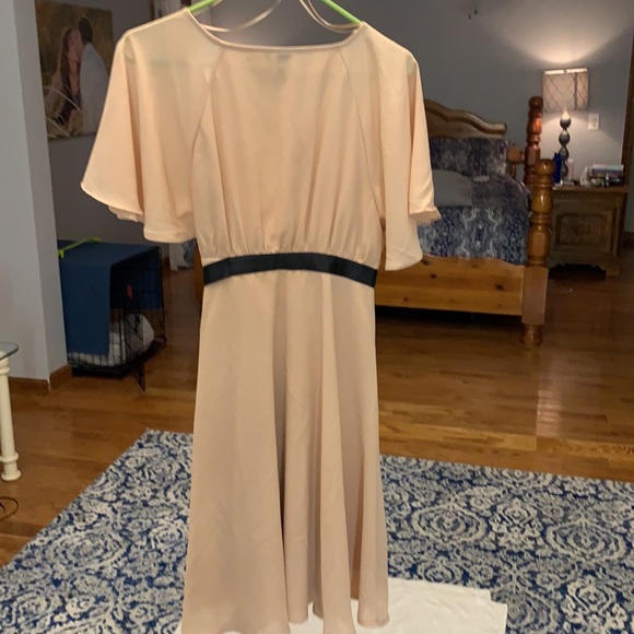 Cream and black dress with bow from H&M - Picture 2 of 4